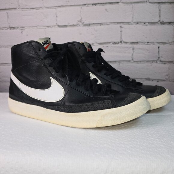 NIKE BLAZER MID 77 SUEDE AND LEATHER BLACK SNEAKERS SIZE 12 MENS - Picture 1 of 9